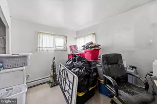 59 Coral Ln, Levittown, PA 19055 - Photo 18