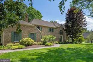 113 Watercrest Dr, Doylestown, PA 18901 - Photo 2