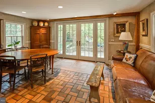 5960 Honey Hollow Rd, Doylestown, PA 18902 - Photo 10
