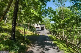 272 Headquarters Rd, Erwinna, PA 18920 - Photo 2