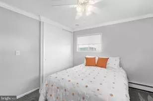 119 Harvest Rd, Levittown, PA 19056 - Photo 16