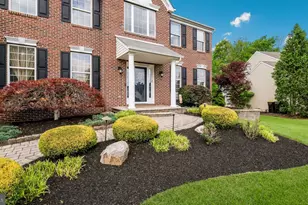 306 Crimson Ct, Warrington, PA 18976 - Photo 6