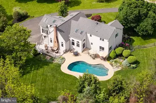 4009 Smoke Rd, Doylestown, PA 18902 - Photo 2