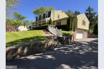 45 Squirrel Road, Doylestown, PA 18901 - Photo 2