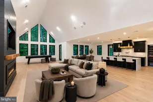 127 S Shady Retreat Rd, Doylestown, PA 18901 - Photo 4