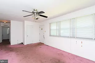 2903 Windsor Dr, Bensalem, PA 19020 - Photo 6