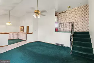 817 Worthington Dr, Warminster, PA 18974 - Photo 10