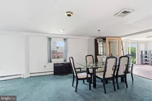 21 Iris Rd, Levittown, PA 19057 - Photo 12
