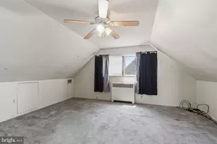 21 Iris Rd, Levittown, PA 19057 - Photo 24