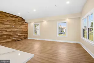 818 Chesterton Rd, Fairless Hills, PA 19030 - Photo 10