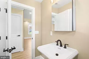 818 Chesterton Rd, Fairless Hills, PA 19030 - Photo 22