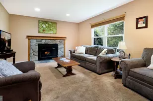 4806 Woodspring Dr, Pipersville, PA 18947 - Photo 10