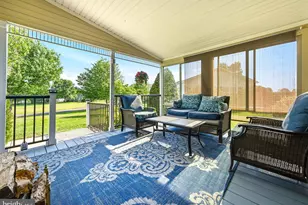 577 Bent Pine Cir, New Hope, PA 18938 - Photo 4