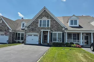 115 Reagan Dr, Sellersville, PA 18960 - Photo 2