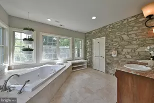 966 Paige Ct, Feasterville-Trevose, PA 19053 - Photo 30
