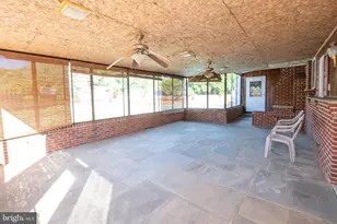 404 Placemont Rd, Fairless Hills, PA 19030 - Photo 60