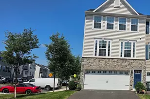 423 Arbor Blvd, Perkasie, PA 18944 - Photo 2