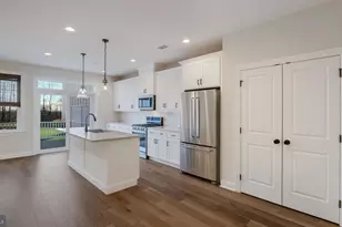 208 Foxhedge Rd, Chalfont, PA 18914 - Photo 6