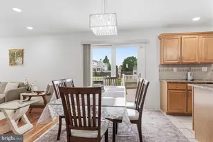 2732 Woodsview Dr, Bensalem, PA 19020 - Photo 14