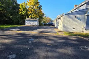 97 W Trenton Ave, Morrisville, PA 19067 - Photo 10
