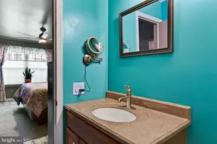 750 E Parker St, Langhorne, PA 19047 - Photo 18