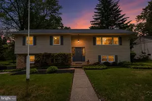1198 Strathmann Dr, Southampton, PA 18966 - Photo 2