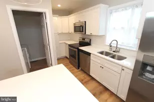 1807 Parkview Ave, Bristol, PA 19007 - Photo 10