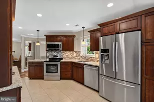 38 Banbury Ct, Southampton, PA 18966 - Photo 6