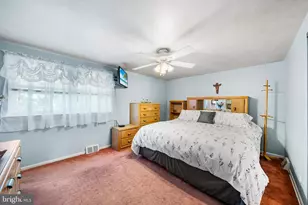 1669 Radburn Rd, Bensalem, PA 19020 - Photo 18