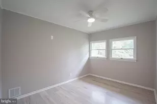 104 Elmwood Rd, Fairless Hills, PA 19030 - Photo 16