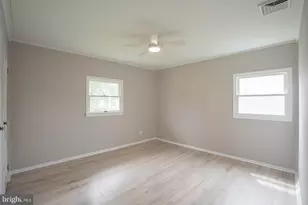 104 Elmwood Rd, Fairless Hills, PA 19030 - Photo 10