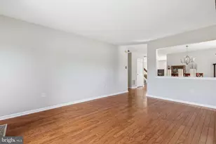 45 Honey Locust Ln, Newtown, PA 18940 - Photo 4