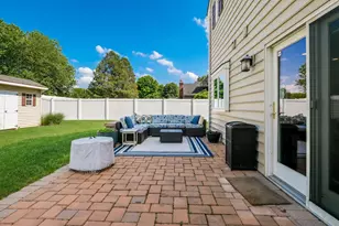 239 Burgundy Ln, Newtown, PA 18940 - Photo 28