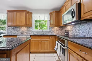 2130 Sterners Rd, Green Lane, PA 18054 - Photo 8