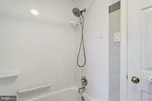 37 Brookside Dr, Feasterville-Trevose, PA 19053 - Photo 20