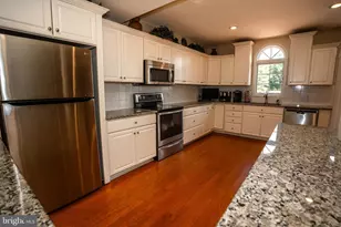 75 Eisenhard Dr, Ivyland, PA 18974 - Photo 26