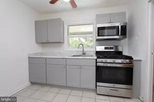 5634 Mitchell Rd, Levittown, PA 19057 - Photo 4