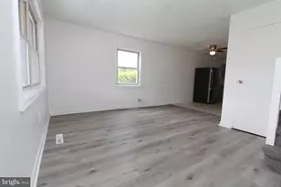 5634 Mitchell Rd, Levittown, PA 19057 - Photo 6