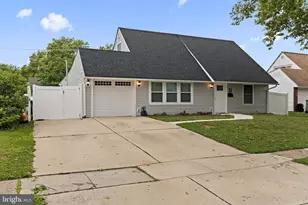 193 Kenwood Dr S, Levittown, PA 19055 - Photo 2