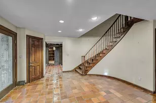 2 3 Ponds Ln, Newtown, PA 18940 - Photo 2