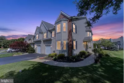 106 Julian Drive E, Warwick, PA 18974 - Photo 2