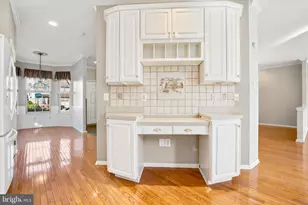 5170 Barness Ct, Doylestown, PA 18902 - Photo 4