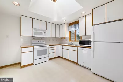 22 Mapleview Drive, Feasterville-Trevose, PA 19053 - Photo 6