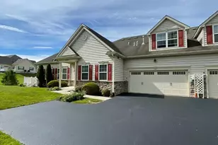 1052 Arbour Ln, Quakertown, PA 18951 - Photo 2