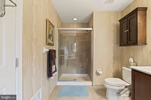 102 Overholt Dr, Perkasie, PA 18944 - Photo 32