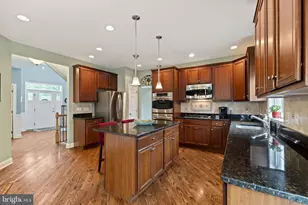 102 Overholt Dr, Perkasie, PA 18944 - Photo 18