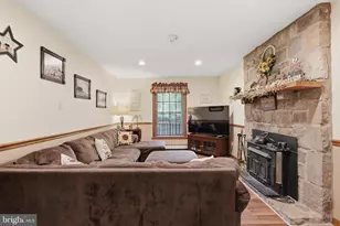 1424 S Oak Rd, Feasterville-Trevose, PA 19053 - Photo 16