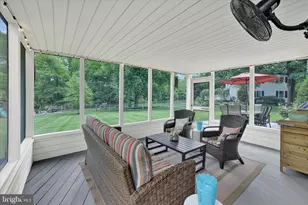 500 Countess Dr, Yardley, PA 19067 - Photo 32