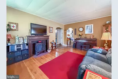 3521 Carnarvon Avenue, Bristol, PA 19007 - Photo 2