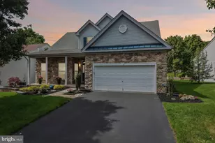 717 S Settlers Cir, Warrington, PA 18976 - Photo 2